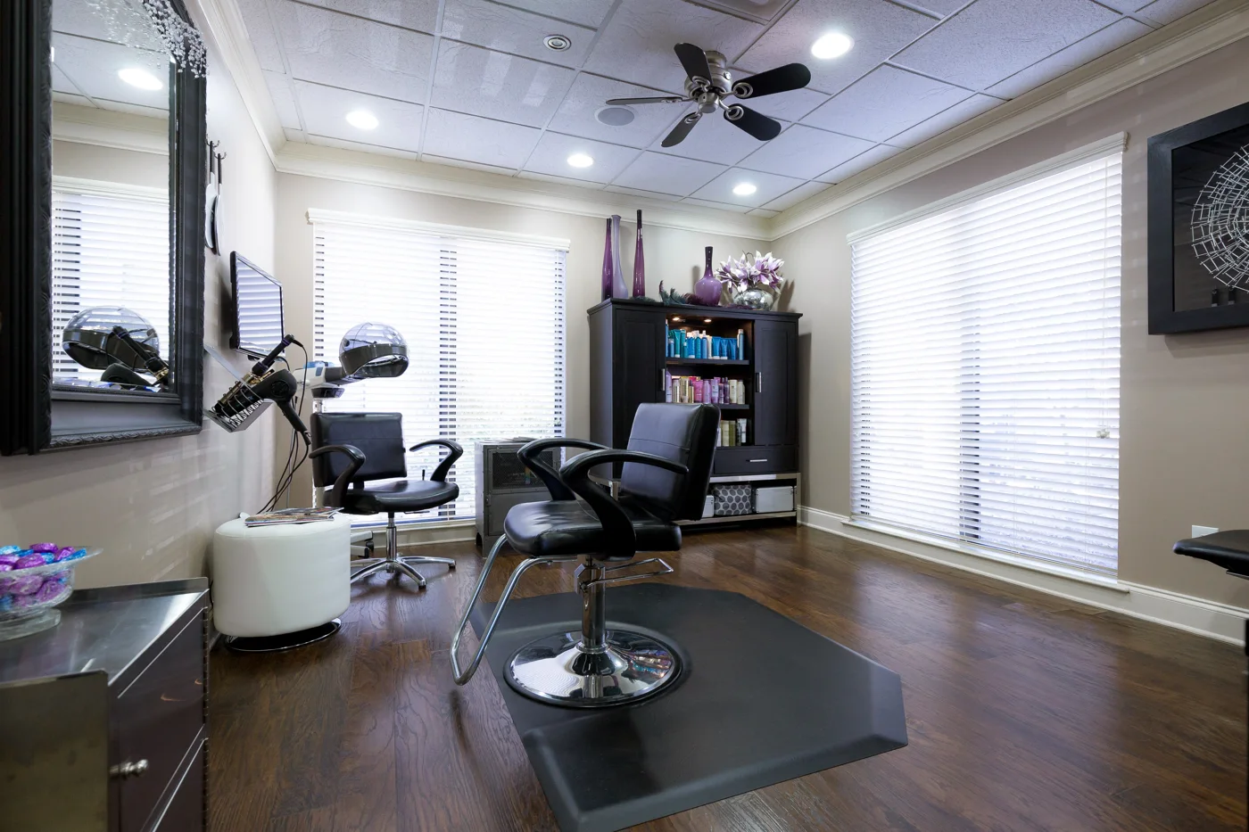 Kairos Salon and Spa business photo