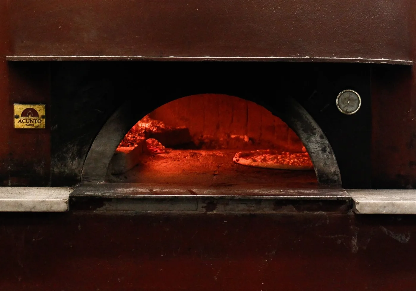 Pizzeria Lucca, business photo 2